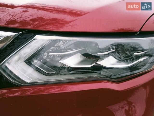 Червоний Ніссан Rogue, об'ємом двигуна 2.49 л та пробігом 160 тис. км за 13999 $, фото 57 на Automoto.ua