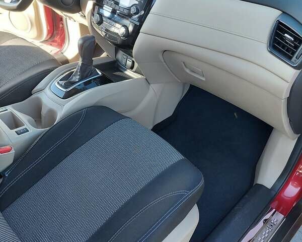 Красный Ниссан Rogue, объемом двигателя 2.5 л и пробегом 163 тыс. км за 13900 $, фото 30 на Automoto.ua