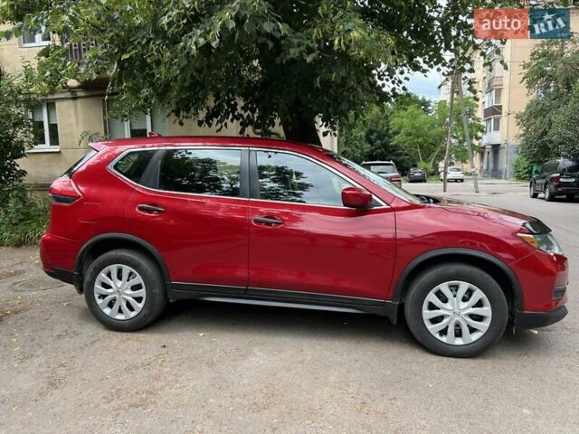 Красный Ниссан Rogue, объемом двигателя 2.49 л и пробегом 205 тыс. км за 14700 $, фото 7 на Automoto.ua