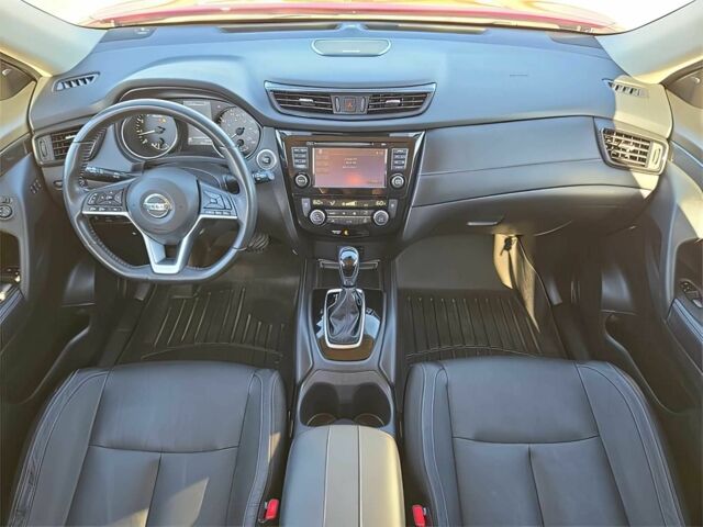 Красный Ниссан Rogue, объемом двигателя 2.5 л и пробегом 60 тыс. км за 9000 $, фото 7 на Automoto.ua