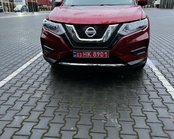 Красный Ниссан Rogue, объемом двигателя 2.5 л и пробегом 182 тыс. км за 12700 $, фото 2 на Automoto.ua