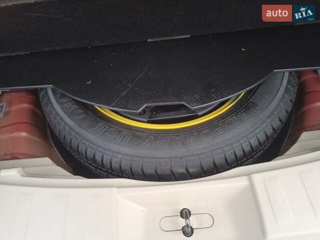Червоний Ніссан Rogue, об'ємом двигуна 2.49 л та пробігом 160 тис. км за 13999 $, фото 43 на Automoto.ua