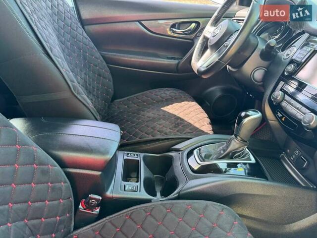 Червоний Ніссан Rogue, об'ємом двигуна 2.49 л та пробігом 75 тис. км за 15800 $, фото 14 на Automoto.ua