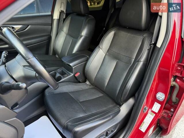 Красный Ниссан Rogue, объемом двигателя 2.5 л и пробегом 170 тыс. км за 13999 $, фото 13 на Automoto.ua