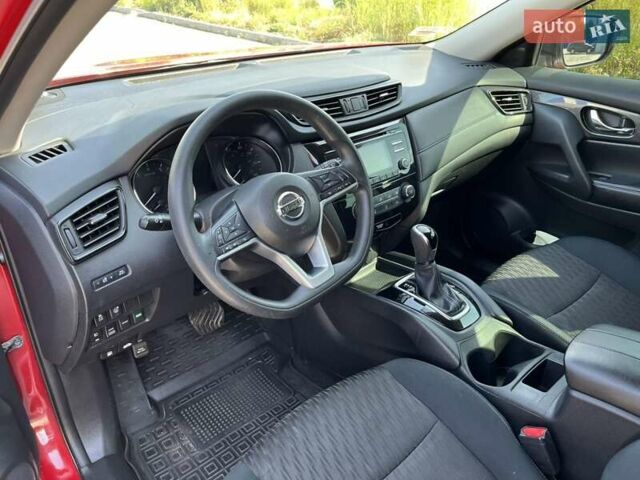 Красный Ниссан Rogue, объемом двигателя 2.5 л и пробегом 159 тыс. км за 13300 $, фото 5 на Automoto.ua