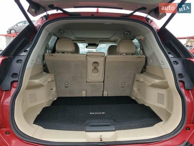Красный Ниссан Rogue, объемом двигателя 2.49 л и пробегом 97 тыс. км за 17500 $, фото 2 на Automoto.ua