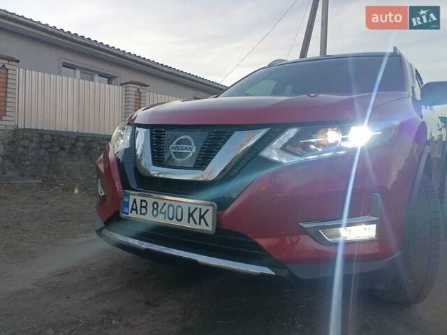Красный Ниссан Rogue, объемом двигателя 2.49 л и пробегом 191 тыс. км за 15000 $, фото 9 на Automoto.ua