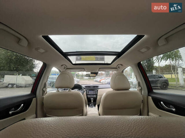 Красный Ниссан Rogue, объемом двигателя 2.5 л и пробегом 147 тыс. км за 16000 $, фото 17 на Automoto.ua