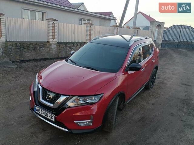Красный Ниссан Rogue, объемом двигателя 2.49 л и пробегом 191 тыс. км за 15000 $, фото 8 на Automoto.ua