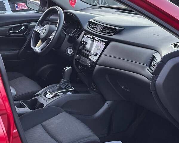 Ниссан Rogue 2017 в Львове на Automoto.ua Красный Ниссан Rogue, объемом двигателя 2.5 л и пробегом 195 тыс. км за 11900 $, фото 12 на Automoto.ua