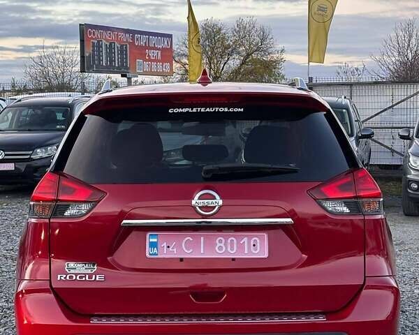 Ниссан Rogue 2017 в Львове на Automoto.ua Красный Ниссан Rogue, объемом двигателя 2.5 л и пробегом 195 тыс. км за 11900 $, фото 3 на Automoto.ua
