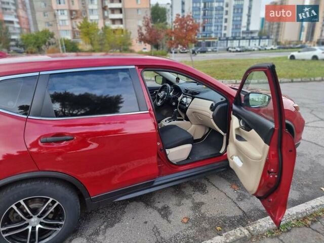 Червоний Ніссан Rogue, об'ємом двигуна 2.49 л та пробігом 174 тис. км за 14100 $, фото 6 на Automoto.ua