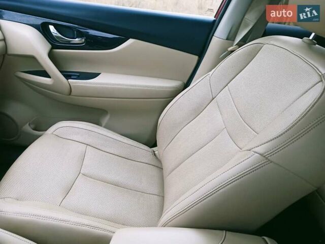 Червоний Ніссан Rogue, об'ємом двигуна 2.49 л та пробігом 160 тис. км за 13999 $, фото 32 на Automoto.ua