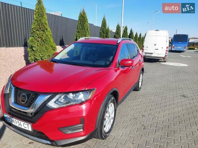 Красный Ниссан Rogue, объемом двигателя 2.5 л и пробегом 163 тыс. км за 13900 $, фото 1 на Automoto.ua