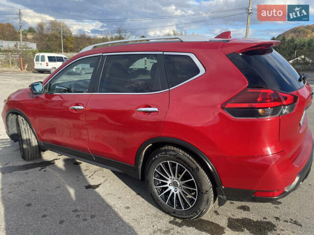 Красный Ниссан Rogue, объемом двигателя 2.49 л и пробегом 76 тыс. км за 14500 $, фото 8 на Automoto.ua