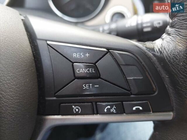 Красный Ниссан Rogue, объемом двигателя 2.49 л и пробегом 163 тыс. км за 13600 $, фото 16 на Automoto.ua