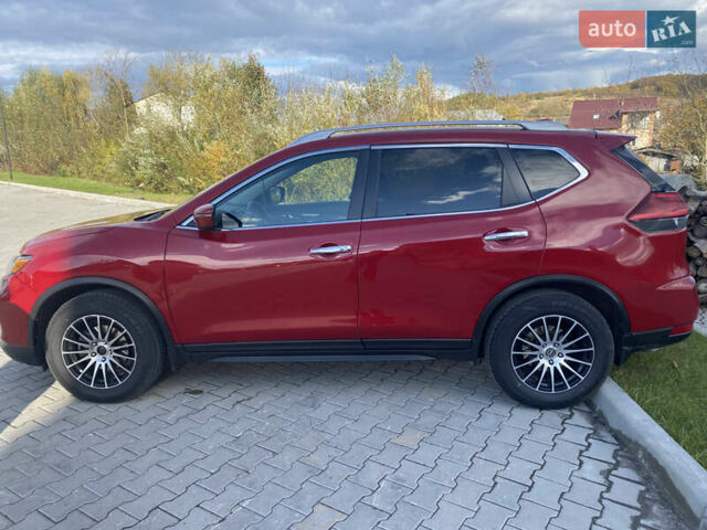 Красный Ниссан Rogue, объемом двигателя 2.49 л и пробегом 76 тыс. км за 14500 $, фото 3 на Automoto.ua