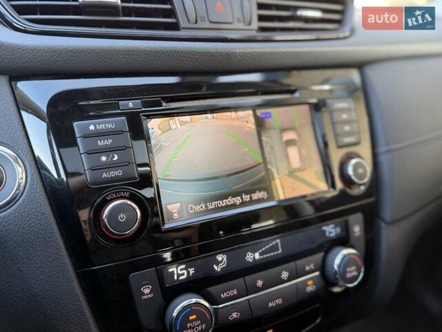 Красный Ниссан Rogue, объемом двигателя 2.49 л и пробегом 150 тыс. км за 15900 $, фото 25 на Automoto.ua