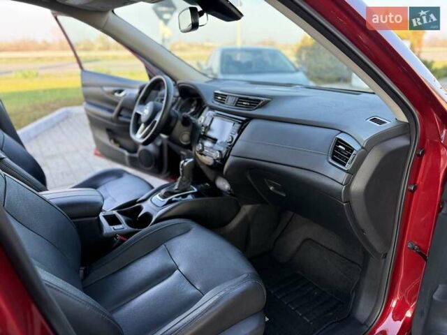 Красный Ниссан Rogue, объемом двигателя 2.49 л и пробегом 150 тыс. км за 15900 $, фото 23 на Automoto.ua