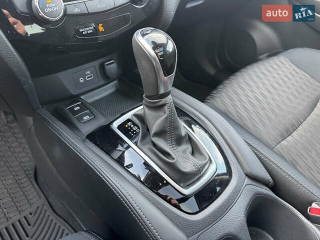 Красный Ниссан Rogue, объемом двигателя 2.5 л и пробегом 85 тыс. км за 16999 $, фото 36 на Automoto.ua