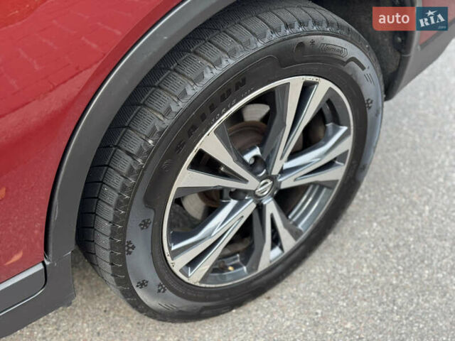 Красный Ниссан Rogue, объемом двигателя 2.5 л и пробегом 85 тыс. км за 16999 $, фото 8 на Automoto.ua