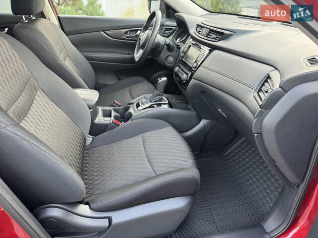 Красный Ниссан Rogue, объемом двигателя 2.5 л и пробегом 85 тыс. км за 16999 $, фото 12 на Automoto.ua