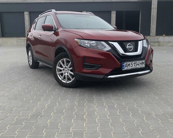 Красный Ниссан Rogue, объемом двигателя 2.49 л и пробегом 179 тыс. км за 17600 $, фото 2 на Automoto.ua