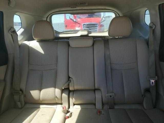 Красный Ниссан Rogue, объемом двигателя 0 л и пробегом 94 тыс. км за 3500 $, фото 9 на Automoto.ua