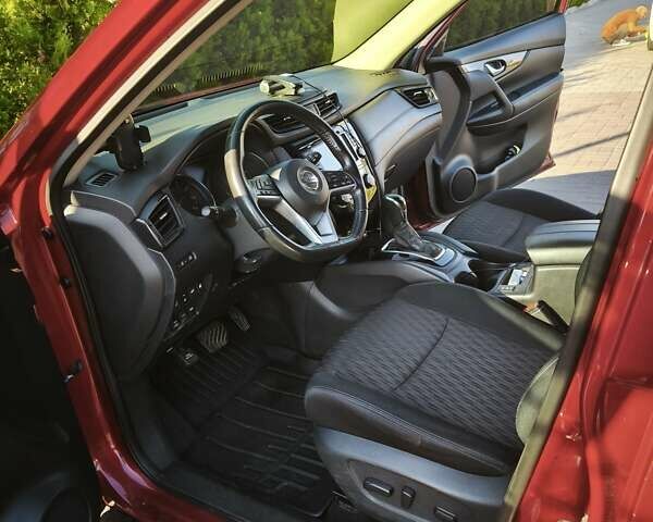 Красный Ниссан Rogue, объемом двигателя 2.49 л и пробегом 59 тыс. км за 17800 $, фото 11 на Automoto.ua