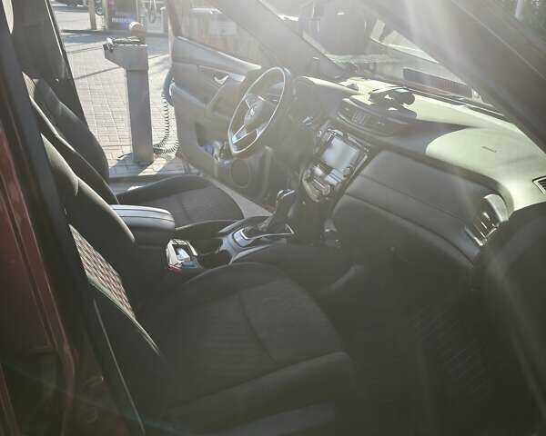 Красный Ниссан Rogue, объемом двигателя 2.49 л и пробегом 59 тыс. км за 17800 $, фото 10 на Automoto.ua