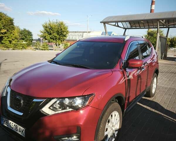 Красный Ниссан Rogue, объемом двигателя 2.49 л и пробегом 59 тыс. км за 17800 $, фото 3 на Automoto.ua