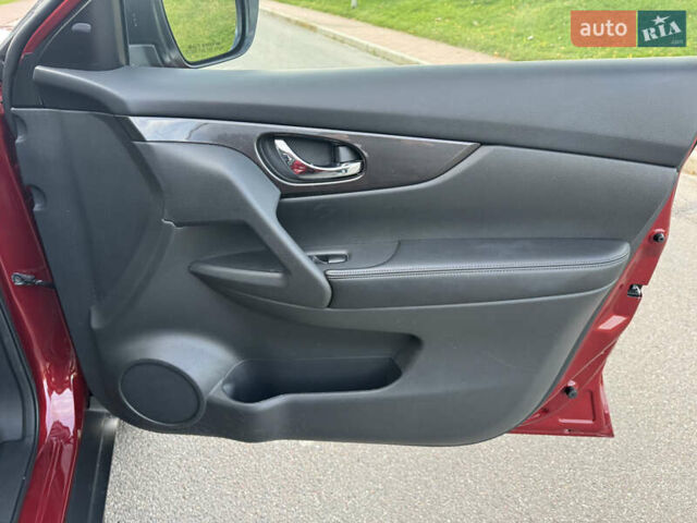 Красный Ниссан Rogue, объемом двигателя 2.5 л и пробегом 85 тыс. км за 16999 $, фото 15 на Automoto.ua