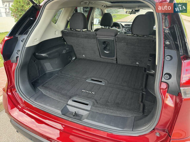 Красный Ниссан Rogue, объемом двигателя 2.5 л и пробегом 85 тыс. км за 16999 $, фото 10 на Automoto.ua