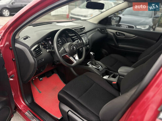 Червоний Ніссан Rogue, об'ємом двигуна 2 л та пробігом 50 тис. км за 14500 $, фото 8 на Automoto.ua