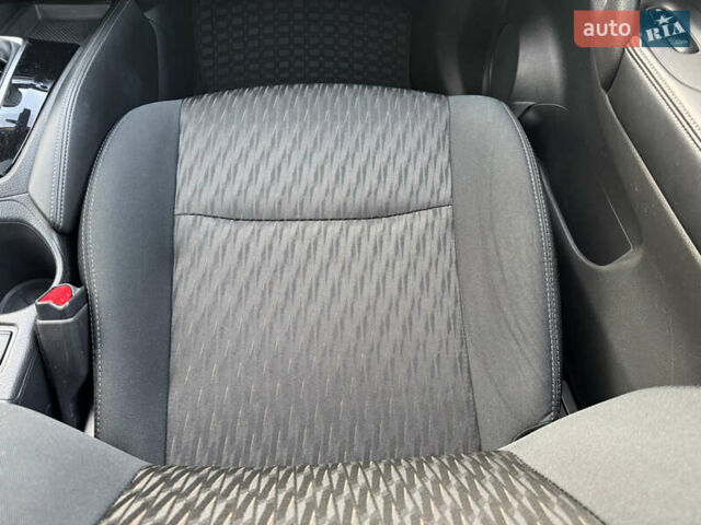 Красный Ниссан Rogue, объемом двигателя 2.5 л и пробегом 85 тыс. км за 16999 $, фото 34 на Automoto.ua