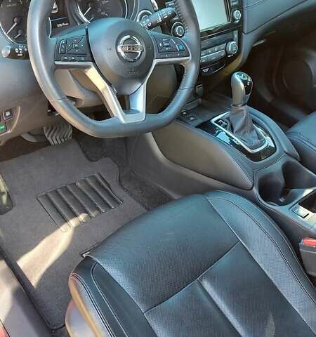 Красный Ниссан Rogue, объемом двигателя 2.49 л и пробегом 137 тыс. км за 17200 $, фото 7 на Automoto.ua