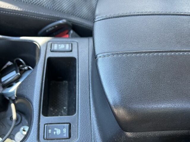 Красный Ниссан Rogue, объемом двигателя 2 л и пробегом 73 тыс. км за 14700 $, фото 15 на Automoto.ua