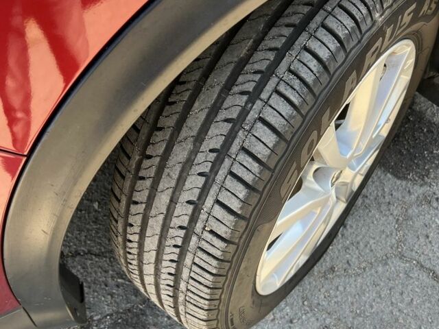 Красный Ниссан Rogue, объемом двигателя 2 л и пробегом 73 тыс. км за 14700 $, фото 4 на Automoto.ua