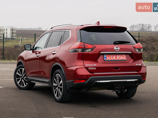 Красный Ниссан Rogue, объемом двигателя 2.49 л и пробегом 132 тыс. км за 16500 $, фото 4 на Automoto.ua