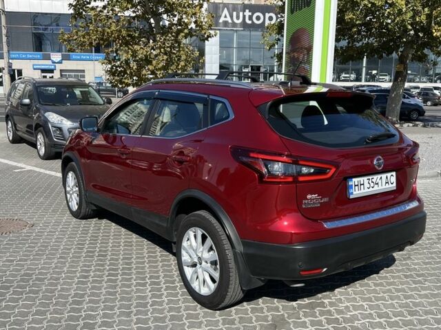 Красный Ниссан Rogue, объемом двигателя 2 л и пробегом 73 тыс. км за 14700 $, фото 1 на Automoto.ua