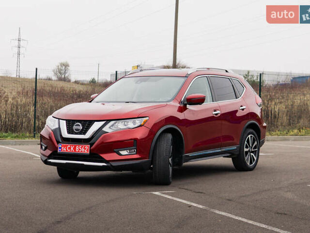 Красный Ниссан Rogue, объемом двигателя 2.49 л и пробегом 132 тыс. км за 16500 $, фото 1 на Automoto.ua