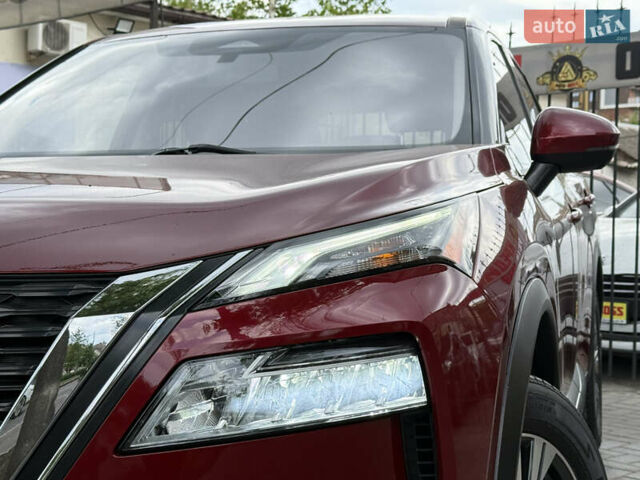 Червоний Ніссан Rogue, об'ємом двигуна 2.49 л та пробігом 55 тис. км за 21999 $, фото 4 на Automoto.ua