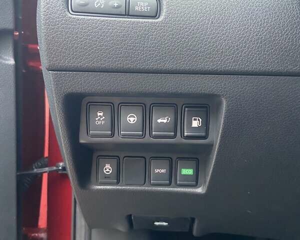 Красный Ниссан Rogue, объемом двигателя 2.49 л и пробегом 44 тыс. км за 18600 $, фото 13 на Automoto.ua