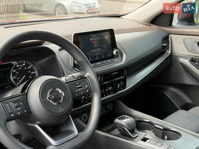 Червоний Ніссан Rogue, об'ємом двигуна 2.49 л та пробігом 55 тис. км за 21999 $, фото 17 на Automoto.ua