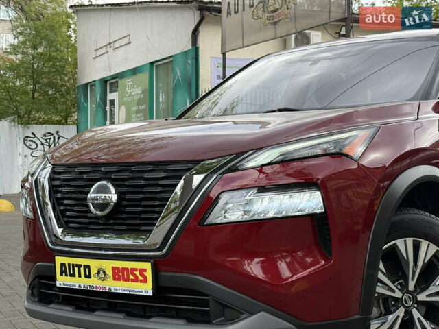 Червоний Ніссан Rogue, об'ємом двигуна 2.49 л та пробігом 55 тис. км за 21999 $, фото 2 на Automoto.ua