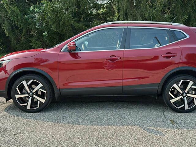 Червоний Ніссан Rogue, об'ємом двигуна 2 л та пробігом 43 тис. км за 11999 $, фото 3 на Automoto.ua
