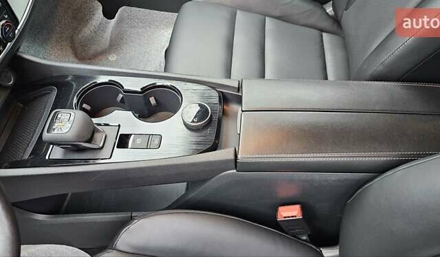 Красный Ниссан Rogue, объемом двигателя 2.49 л и пробегом 95 тыс. км за 22500 $, фото 20 на Automoto.ua