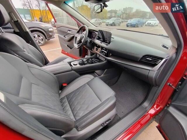 Красный Ниссан Rogue, объемом двигателя 1.5 л и пробегом 37 тыс. км за 26500 $, фото 10 на Automoto.ua