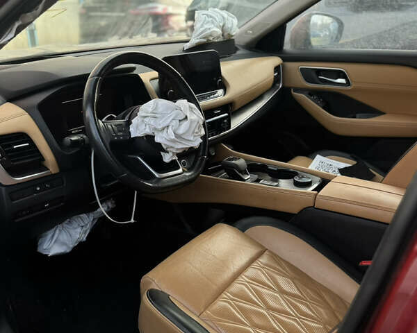 Червоний Ніссан Rogue, об'ємом двигуна 1.5 л та пробігом 76 тис. км за 17500 $, фото 5 на Automoto.ua