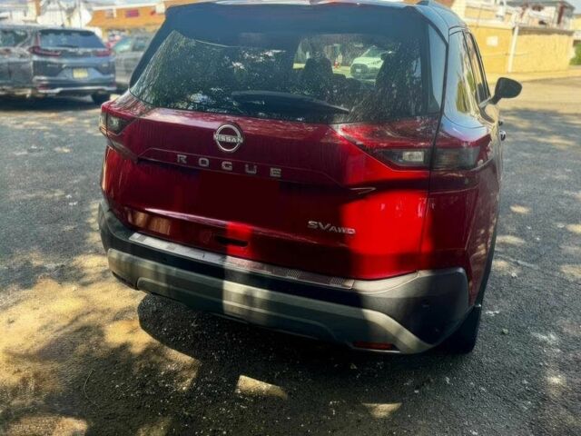 Червоний Ніссан Rogue, об'ємом двигуна 1.5 л та пробігом 10 тис. км за 18200 $, фото 5 на Automoto.ua